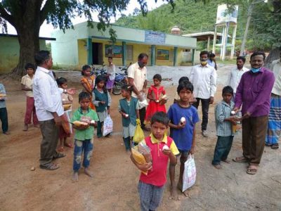 25 students are fed with our nutrition-rich food in the Telangana KRK Sunshine charitable trust – 20th January 2023